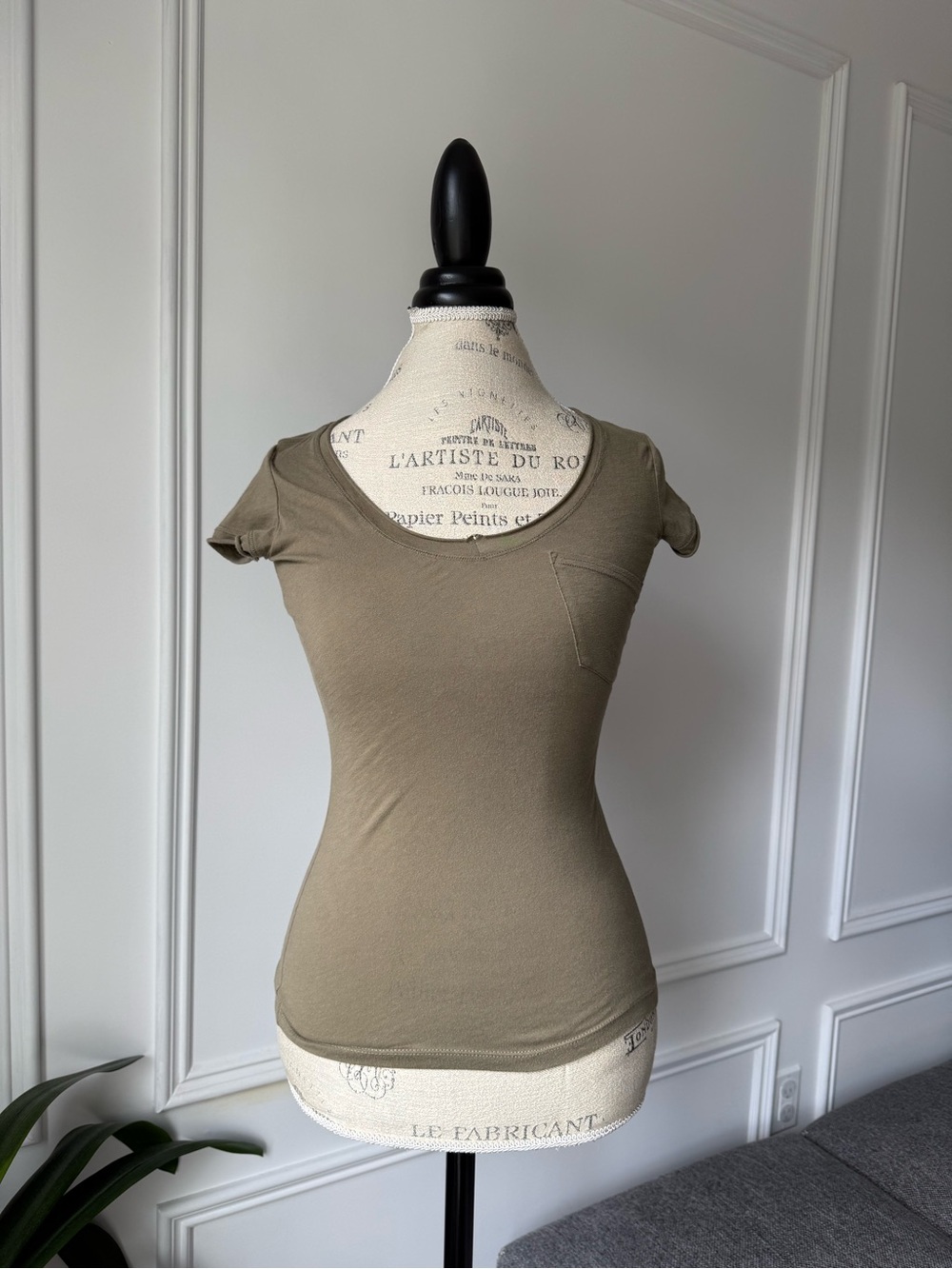 Garage olive green Short Sleeve Tee